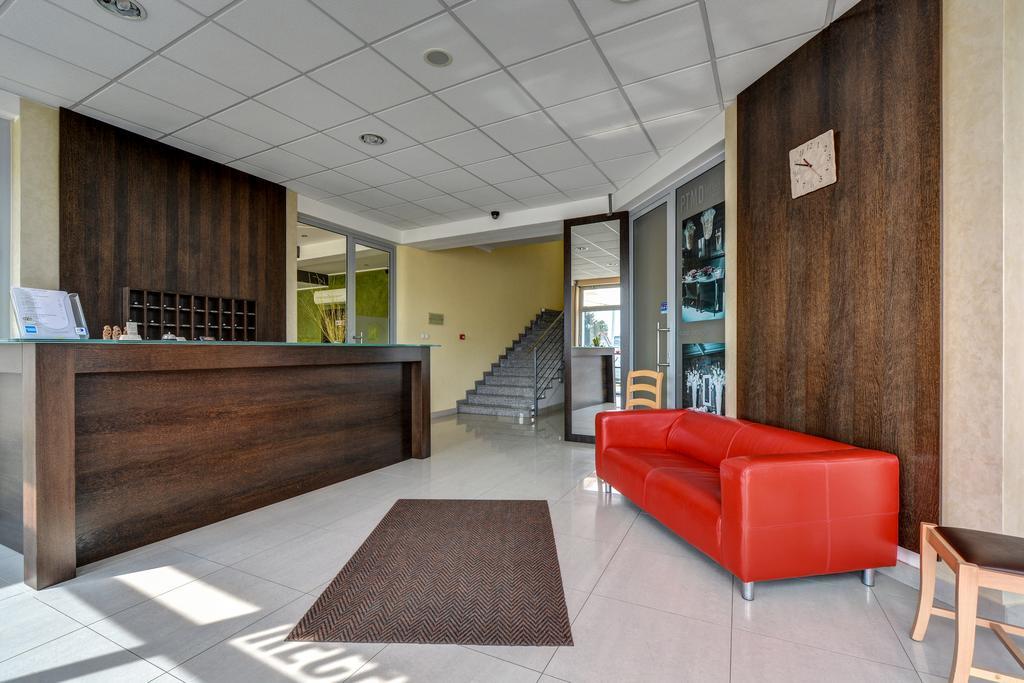 Hotel Samaria Šamorín Εξωτερικό φωτογραφία